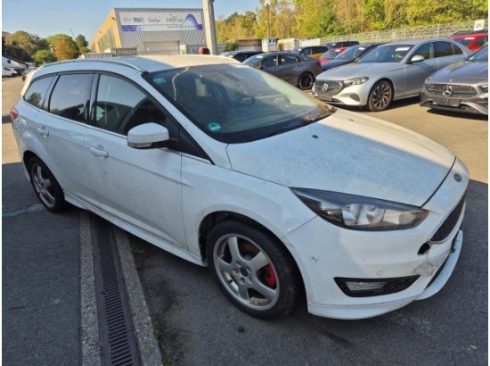 2015 Ford Focus Turnier Titanium