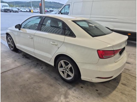 2016 Audi A3 Limousine basis