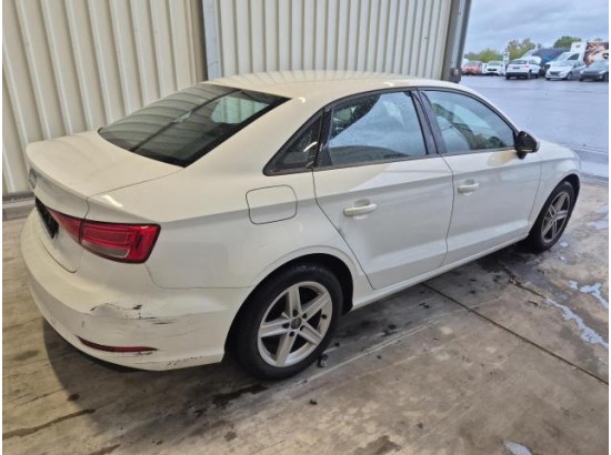 2016 Audi A3 Limousine basis