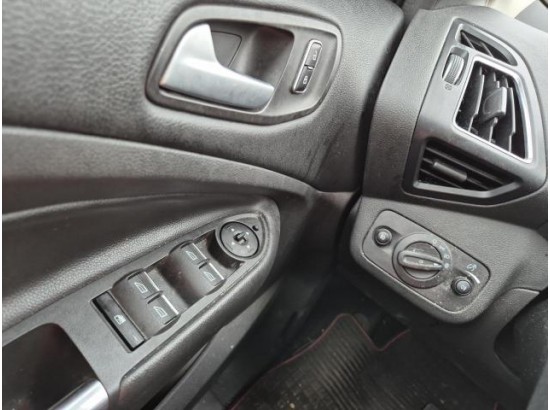 2016 Ford Kuga Individual