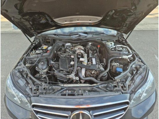 2016 Mercedes-Benz E -Klasse T-Modell E 300 BlueTEC Edition E