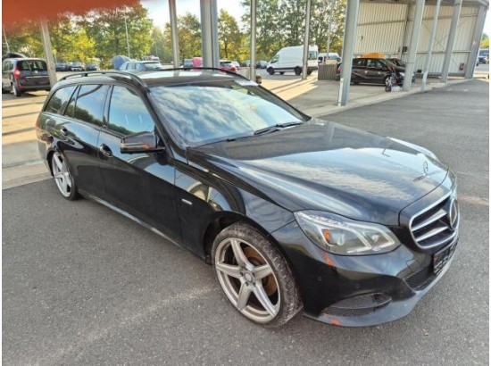 2016 Mercedes-Benz E -Klasse T-Modell E 300 BlueTEC Edition E