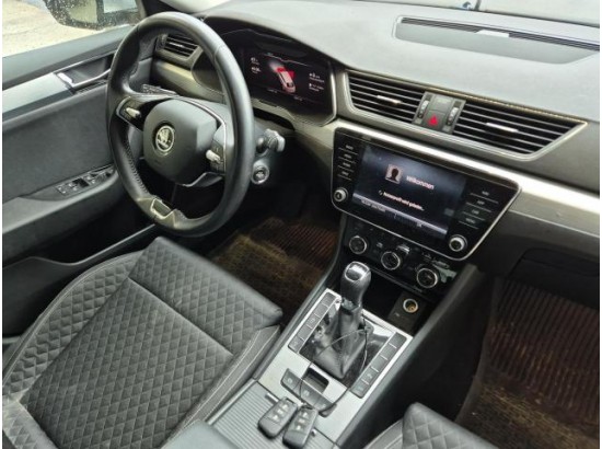 2021 Skoda Superb Combi Ambition