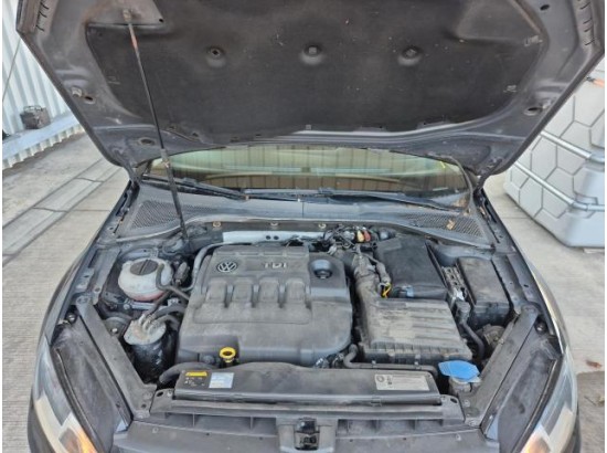 2015 Volkswagen Golf VII Lim. Trendline BMT