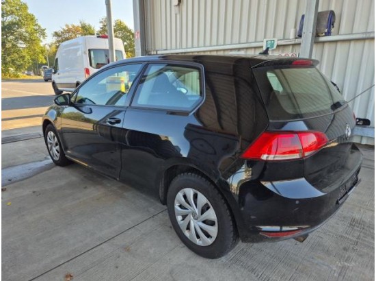 2015 Volkswagen Golf VII Lim. Trendline BMT