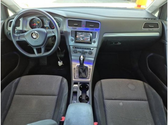 2015 Volkswagen Golf VII Lim. Trendline BMT