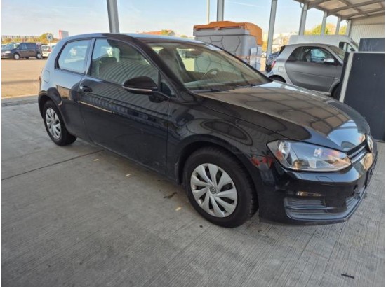 2015 Volkswagen Golf VII Lim. Trendline BMT