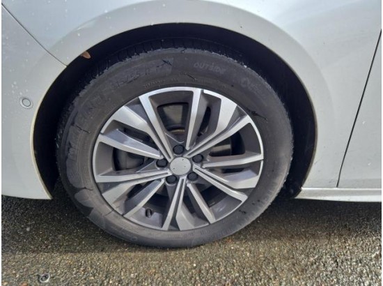 2022 Peugeot 508 SW Hybrid 225 Allure Pack