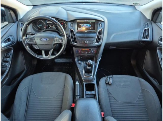 2015 Ford Focus Turnier Titanium