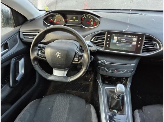2015 Peugeot 308 SW Style