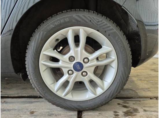 2015 Ford Fiesta SYNC Edition