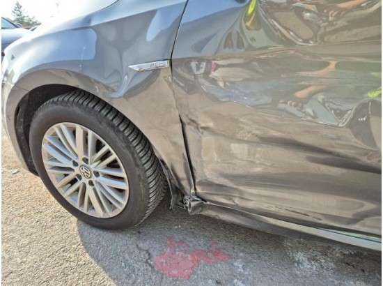 2015 Volkswagen Golf VII Lim. Comfortline BMT